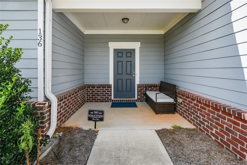 4 bedroom, 3 bathroom, 2,200 sq ft single family residence for sale at 136 Verona Drive, Cartersville, GA 30120 — photo 5