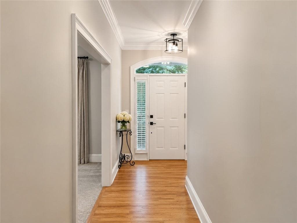6 bedroom, 4 bathroom, 4,571 sq ft single family residence for sale at 1305 Fontainebleau Court, Lawrenceville, GA 30043 — photo 9