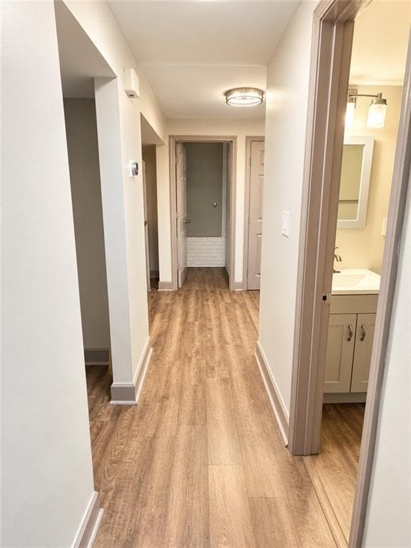 2 bedroom, 1 bathroom, 2,002 sq ft duplex for rent at 2520 Britt Road Terrace, Snellville, GA 30078 for $1,550 a month — photo 3