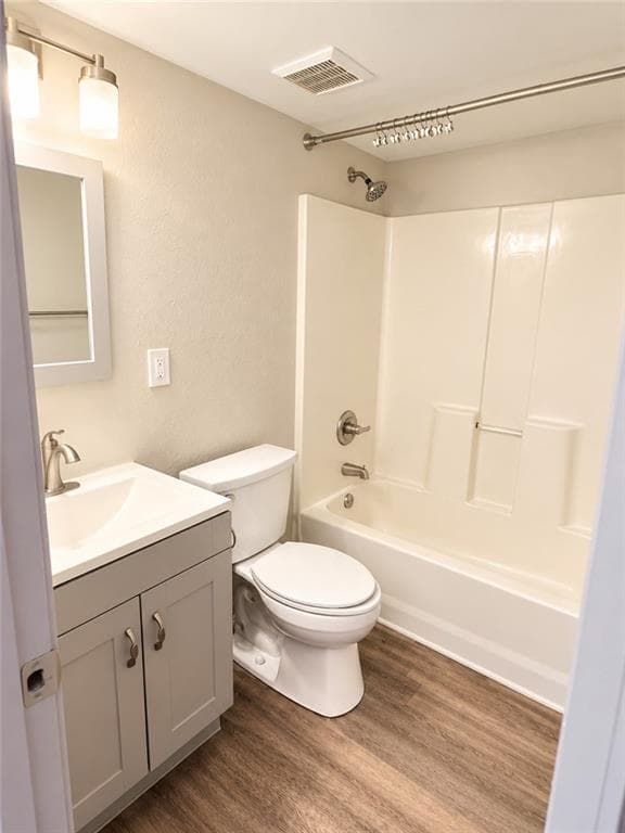 2 bedroom, 1 bathroom, 2,002 sq ft duplex for rent at 2520 Britt Road Terrace, Snellville, GA 30078 for $1,550 a month — photo 6
