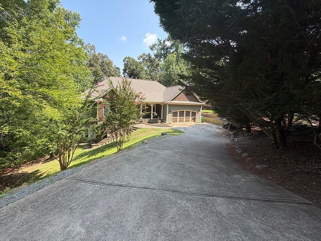 4 bedroom, 4 bathroom, 5,104 sq ft single family residence under contract at 110 N Cypress Court, Waleska, GA 30183 — photo 6