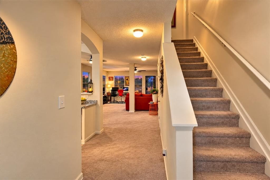 2 bedroom, 3 bathroom, 1,404 sq ft townhouse under contract at 749 Outlook Way, South Fulton, GA 30349 — photo 3
