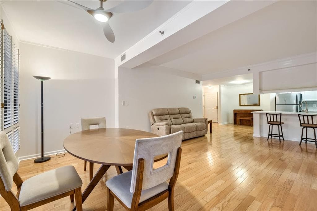 2 bedroom, 2 bathroom, 1,088 sq ft condominium for sale at 1800 Clairmont Lake 218, Decatur, GA 30033 — photo 6