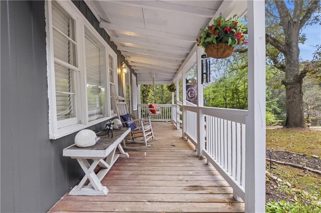 2 bedroom, 1 bathroom, 1,022 sq ft single family residence for sale at 559 Donahoo Road, Silver Creek, GA 30173 — photo 8