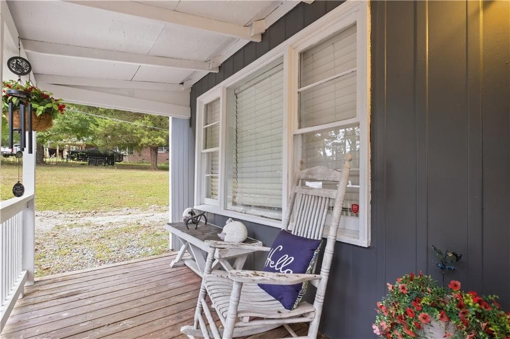 2 bedroom, 1 bathroom, 1,022 sq ft single family residence for sale at 559 Donahoo Road, Silver Creek, GA 30173 — photo 9