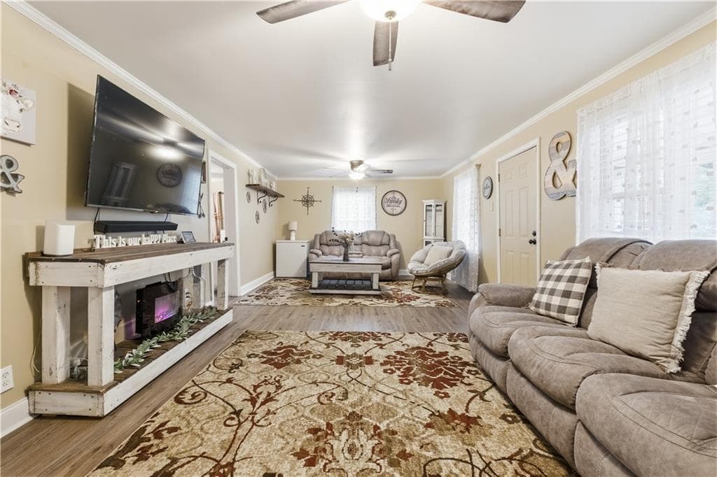 2 bedroom, 1 bathroom, 1,022 sq ft single family residence for sale at 559 Donahoo Road, Silver Creek, GA 30173 — photo 10