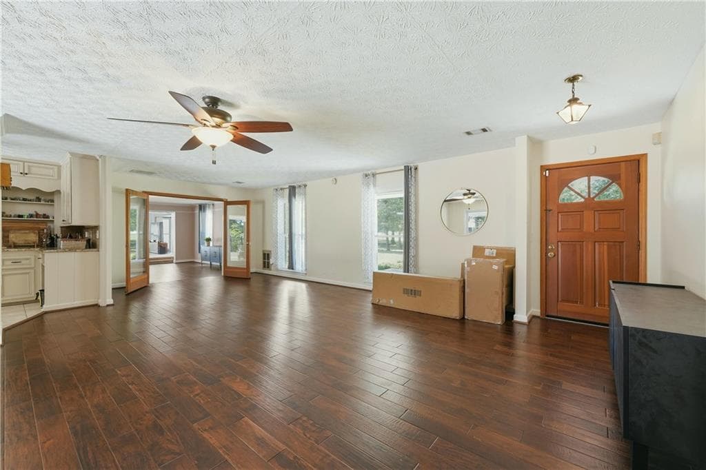 3 bedroom, 2 bathroom, 2,894 sq ft single family residence for sale at 234 Crumbley Road, Mcdonough, GA 30252 — photo 5