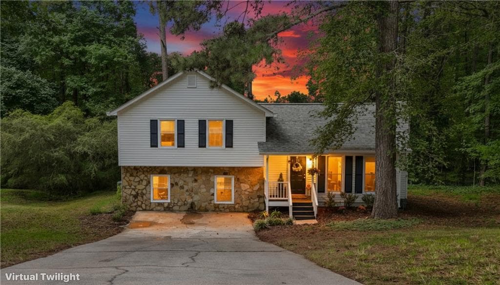5 bedroom, 3 bathroom, 1,790 sq ft single family residence for sale at 4585 Muirwood Circle, Powder Springs, GA 30127