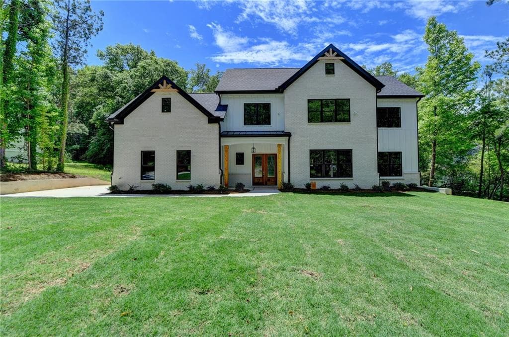 4 bedroom, 4 bathroom, 3,012 sq ft single family residence for sale at 3599 Centerville Rosebud Road, Snellville, GA 30039 — photo 2
