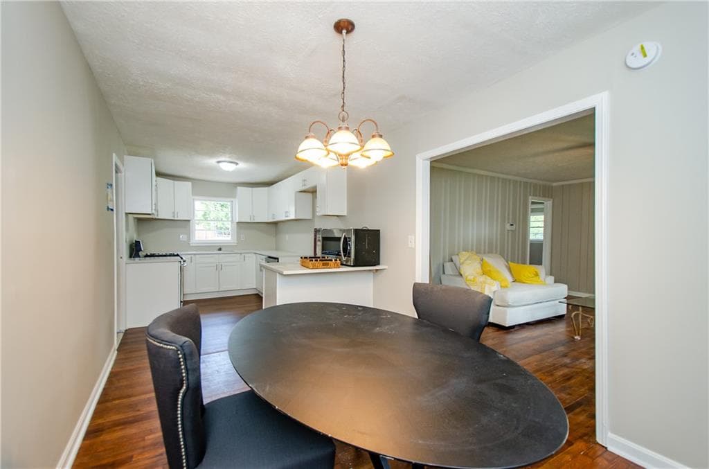 4 bedroom, 2 bathroom, 1,380 sq ft single family residence for sale at 123 Arnold Place, Jonesboro, GA 30236 — photo 6