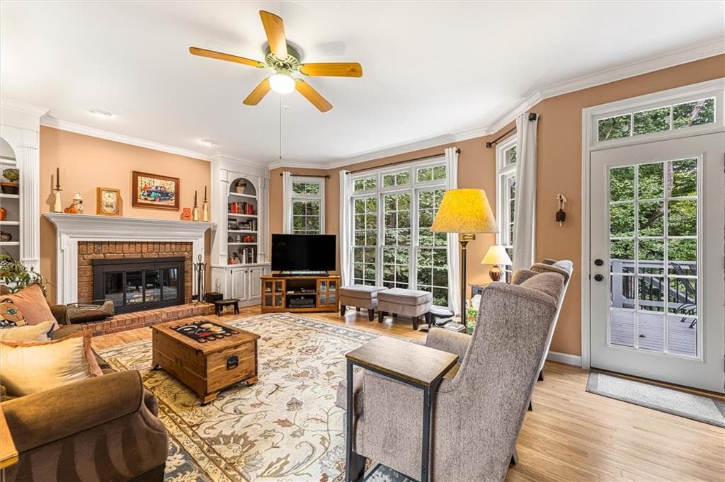 4 bedroom, 5 bathroom, 2,756 sq ft single family residence for sale at 625 Varina Way, Alpharetta, GA 30022 — photo 4