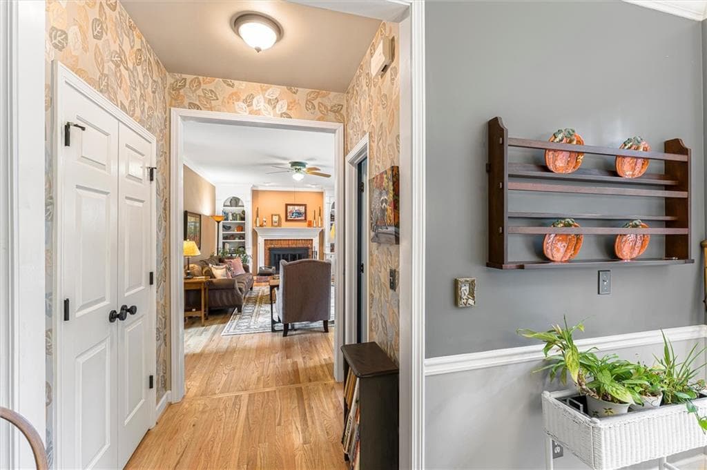 4 bedroom, 5 bathroom, 2,756 sq ft single family residence for sale at 625 Varina Way, Alpharetta, GA 30022 — photo 7