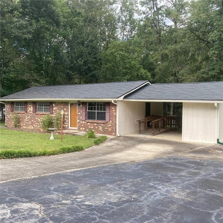 3 bedroom, 2 bathroom, 1,056 sq ft single family residence for sale at 50 Foxboro Court, Powder Springs, GA 30127 — photo 2