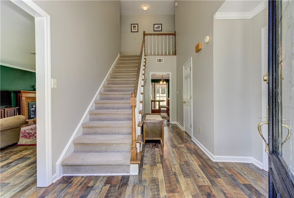 4 bedroom, 3 bathroom, 2,410 sq ft single family residence for rent at 6310 Black Oak Drive, Cumming, GA 30040 for $2,750 a month — photo 4