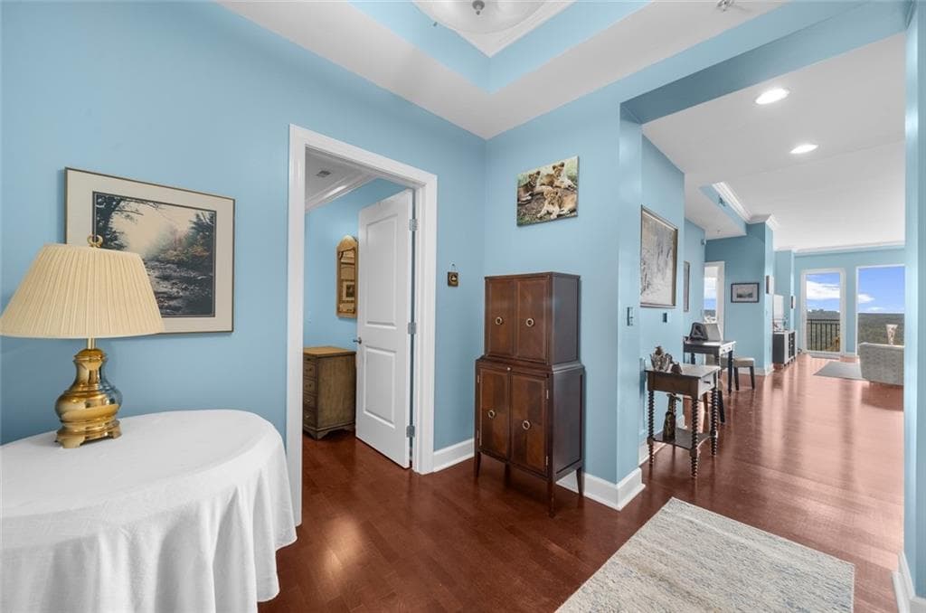 2 bedroom, 3 bathroom, 1,829 sq ft condominium for sale at 2950 Mount Wilkinson Parkway 813, Atlanta, GA 30339 — photo 3