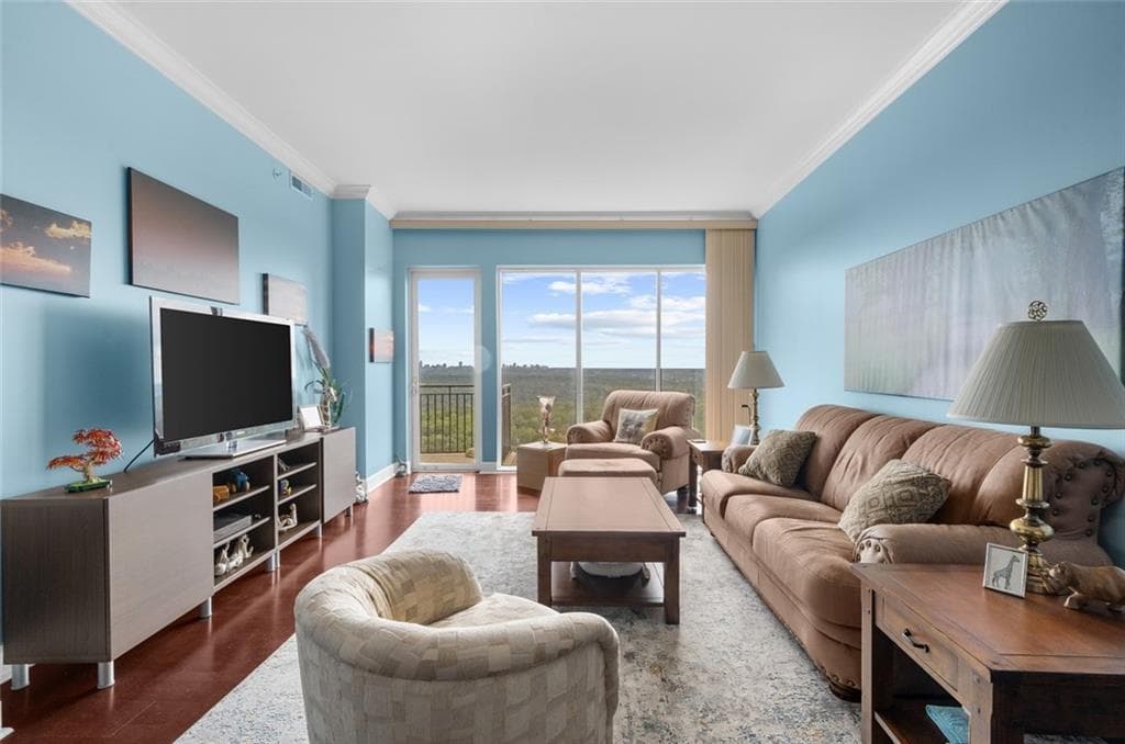 2 bedroom, 3 bathroom, 1,829 sq ft condominium for sale at 2950 Mount Wilkinson Parkway 813, Atlanta, GA 30339 — photo 10