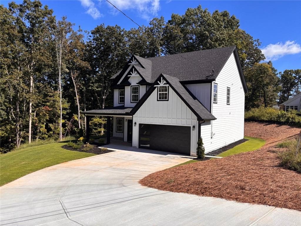 4 bedroom, 3 bathroom, 3,307 sq ft single family residence for sale at 4151 Arthur Miller Road, Gainesville, GA 30507 — photo 3