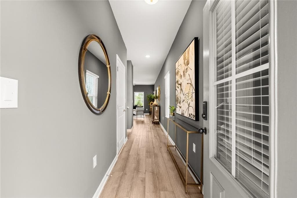 3 bedroom, 3 bathroom, 1,695 sq ft townhouse for sale at 308 Epping Street 28, Stockbridge, GA 30281 — photo 2