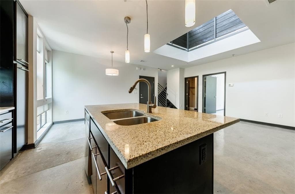2 bedroom, 2 bathroom, 1,250 sq ft townhouse for rent at 972 Dekalb Avenue 205, Atlanta, GA 30307 for $2,675 a month — photo 9