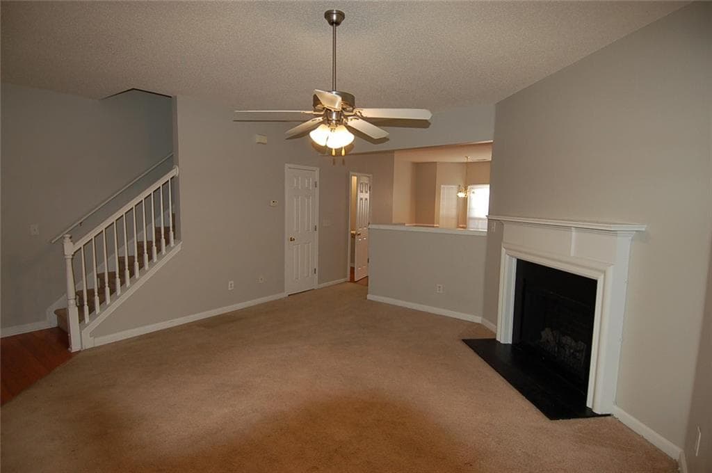 2 bedroom, 3 bathroom, 1,504 sq ft townhouse for sale at 2847 Parkway Close, Lithonia, GA 30058 — photo 3
