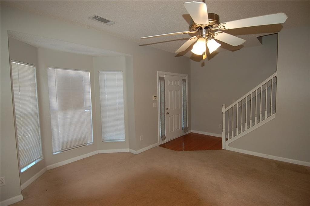 2 bedroom, 3 bathroom, 1,504 sq ft townhouse for sale at 2847 Parkway Close, Lithonia, GA 30058 — photo 4
