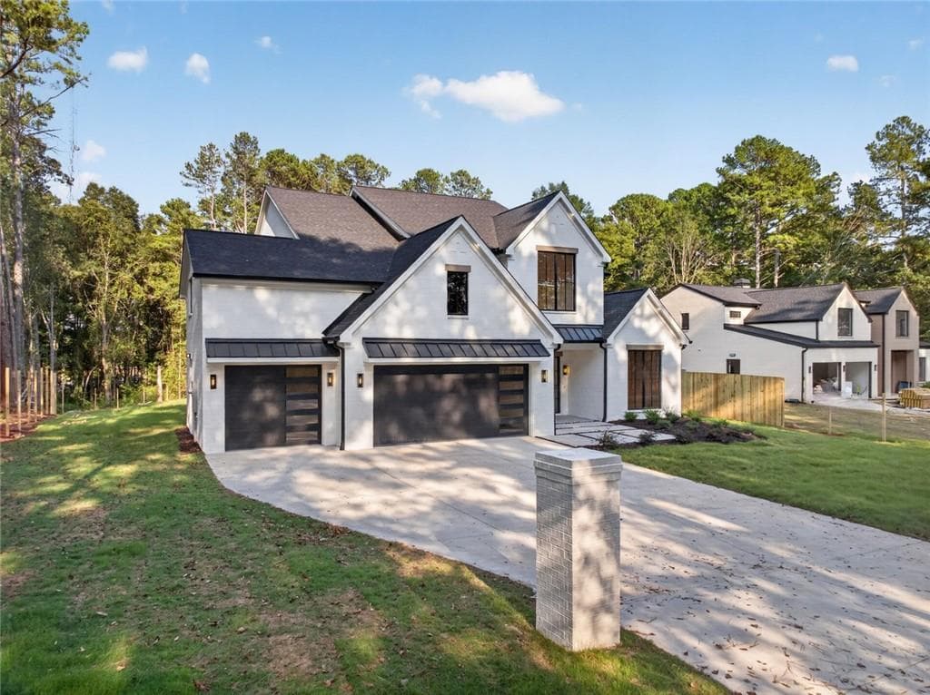 4 bedroom, 4 bathroom, 4,265 sq ft single family residence for sale at 596 Hoke O'Kelly Mill Road, Loganville, GA 30052 — photo 3