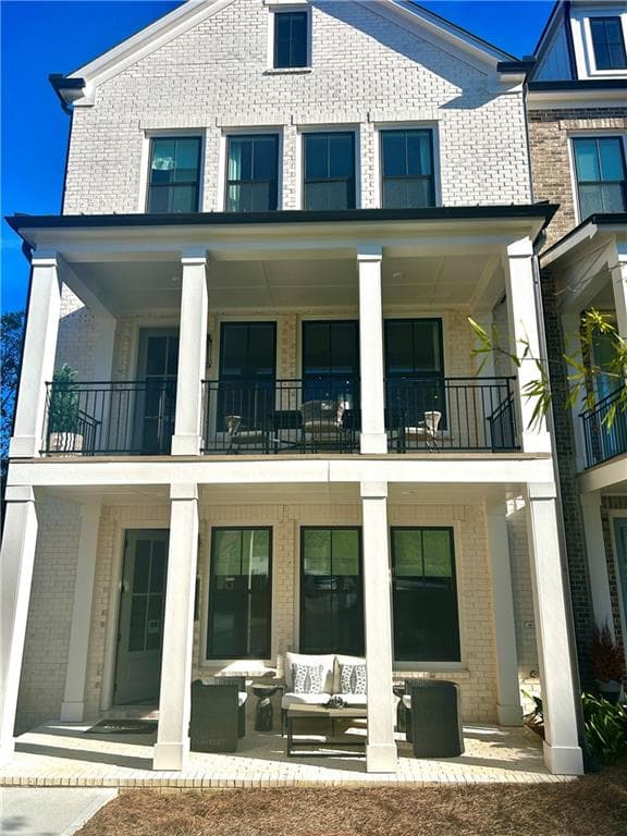 4 bedroom, 4 bathroom, 2,767 sq ft townhouse for sale at 2209 Wexford Drive 43, Brookhaven, GA 30319 — photo 2
