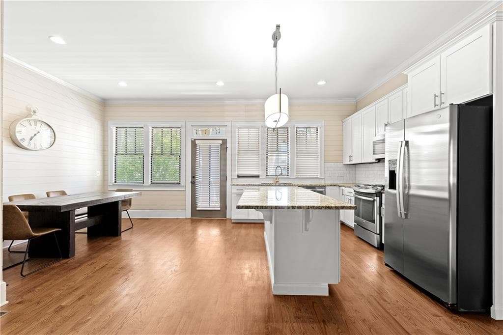 4 bedroom, 5 bathroom, 2,881 sq ft single family residence for rent at 81 College Street, Norcross, GA 30071 for $3,695 a month — photo 6