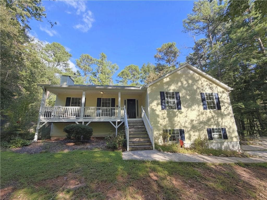 3 bedroom, 2 bathroom, 1,904 sq ft single family residence for sale at 114 Blake Cove, Douglasville, GA 30134