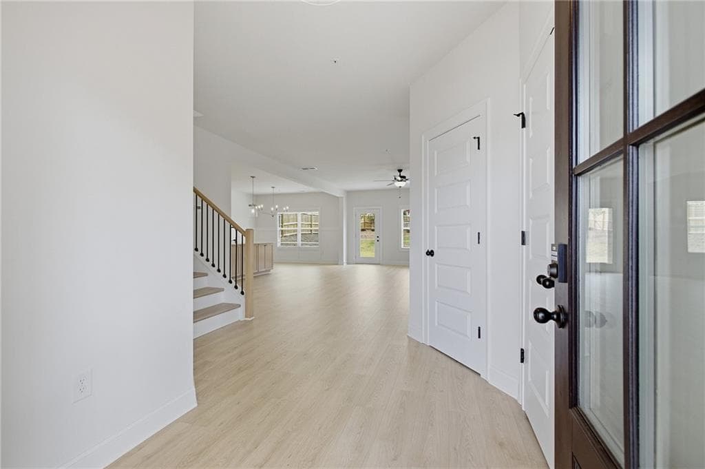 4 bedroom, 3 bathroom, 2,235 sq ft single family residence for sale at 35 Aviation Rd, Marietta, GA 30060 — photo 6