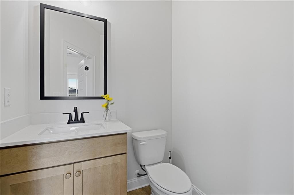 4 bedroom, 3 bathroom, 2,235 sq ft single family residence for sale at 35 Aviation Rd, Marietta, GA 30060 — photo 8