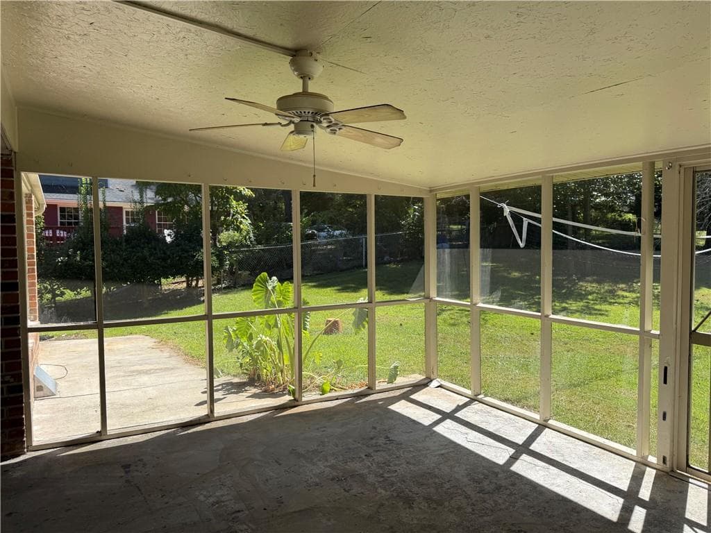 3 bedroom, 2 bathroom, 1,737 sq ft single family residence for sale at 2027 Kensington High Street, Lilburn, GA 30047 — photo 9