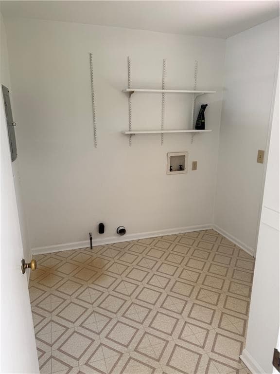 3 bedroom, 2 bathroom, 1,737 sq ft single family residence for sale at 2027 Kensington High Street, Lilburn, GA 30047 — photo 5