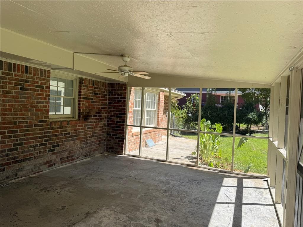 3 bedroom, 2 bathroom, 1,737 sq ft single family residence for sale at 2027 Kensington High Street, Lilburn, GA 30047 — photo 8