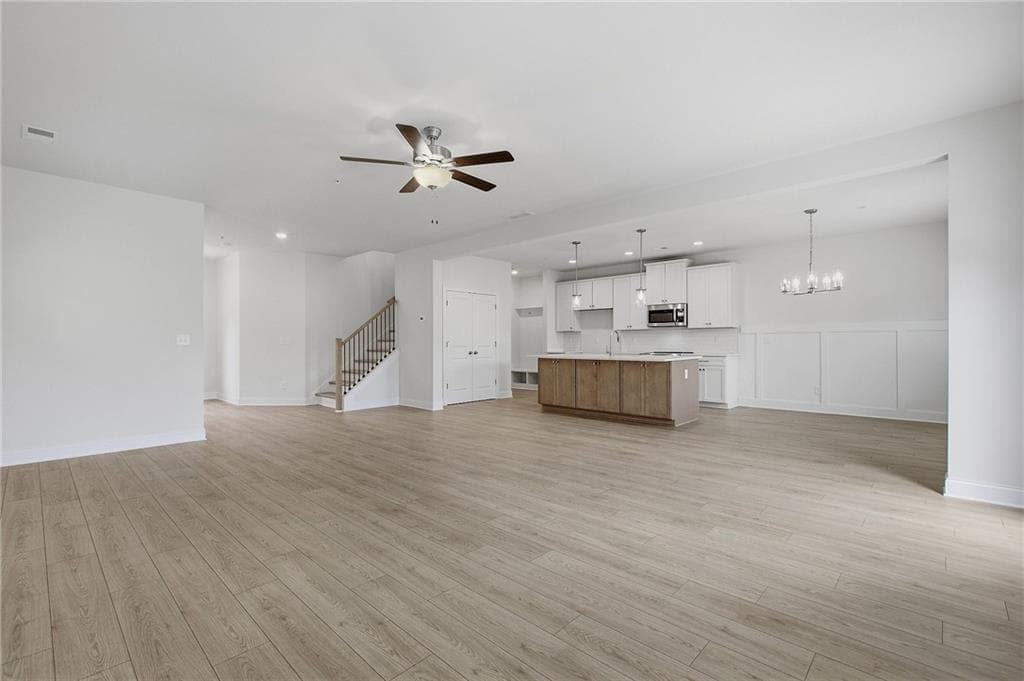 4 bedroom, 3 bathroom, 2,235 sq ft single family residence for sale at 41 Aviation Rd, Marietta, GA 30060 — photo 10