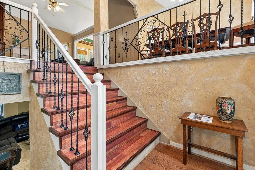 4 bedroom, 3 bathroom, 2,203 sq ft single family residence for sale at 255 Rock Hill Drive, Fayetteville, GA 30215 — photo 9