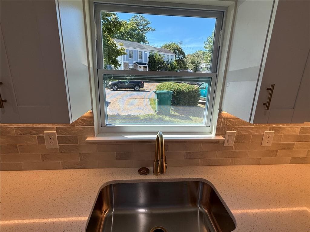 2 bedroom, 2 bathroom, 1,232 sq ft townhouse for sale at 1174 Ridgecrest Lane, Smyrna, GA 30080 — photo 7