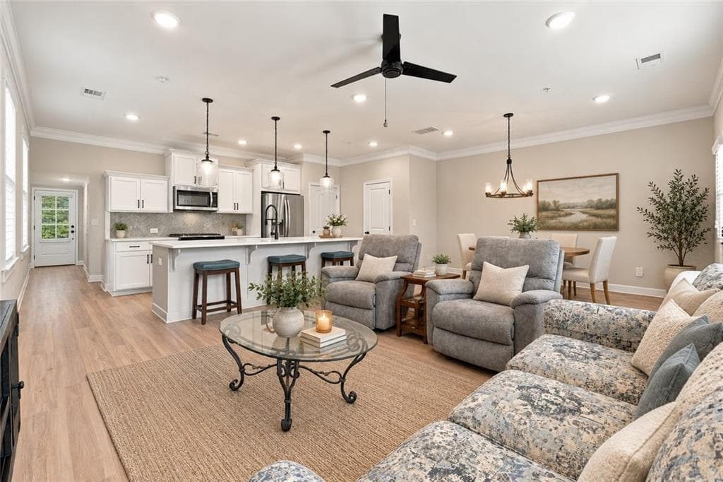 3 bedroom, 3 bathroom, 1,867 sq ft townhouse for sale at 793 Trevett Way, Marietta, GA 30062 — photo 3