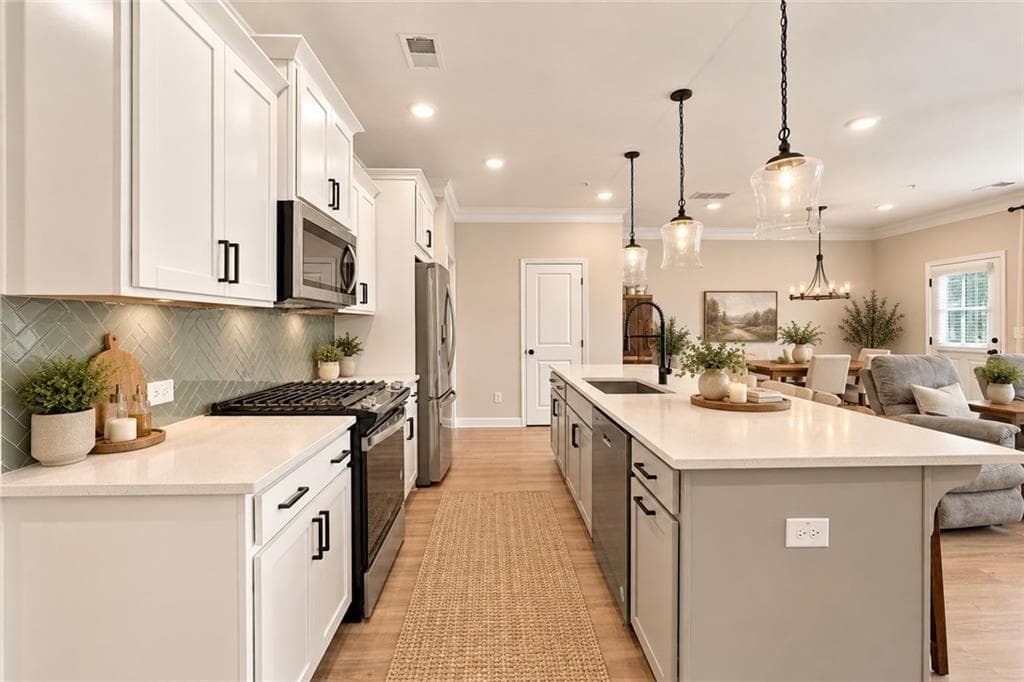 3 bedroom, 3 bathroom, 1,867 sq ft townhouse for sale at 793 Trevett Way, Marietta, GA 30062 — photo 5
