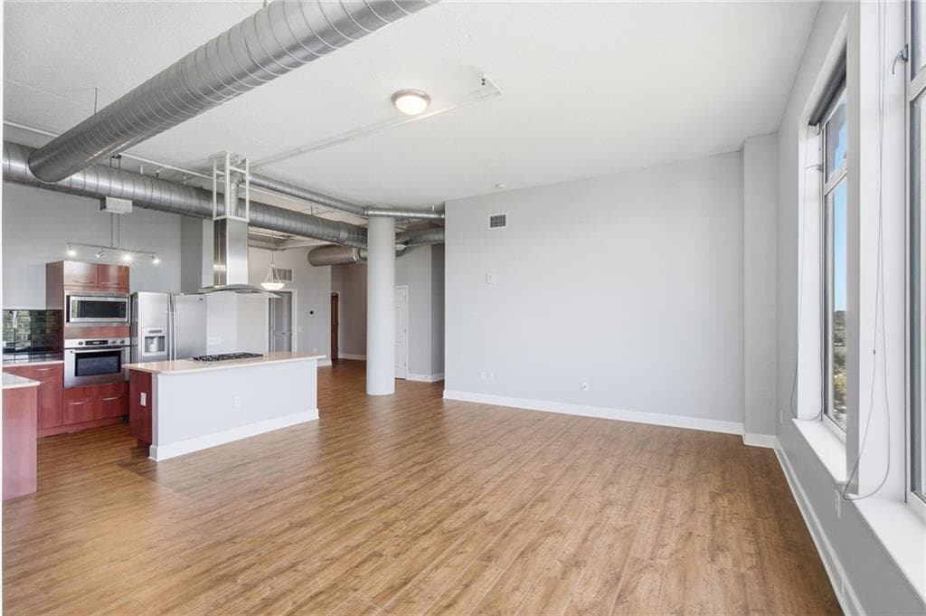 2 bedroom, 2 bathroom, 1,505 sq ft condominium for rent at 3820 Roswell Road 809, Atlanta, GA 30342 for $3,000 a month — photo 10