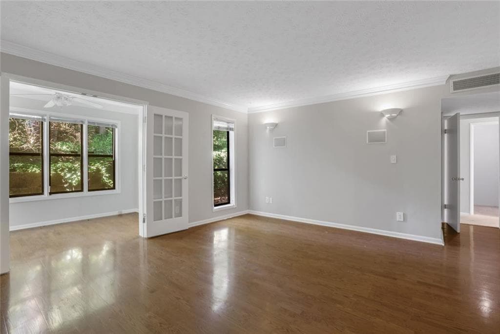 1 bedroom, 1 bathroom, 859 sq ft condominium for sale at 407 NE Summit North Drive 407, Atlanta, GA 30324 — photo 1 of 50