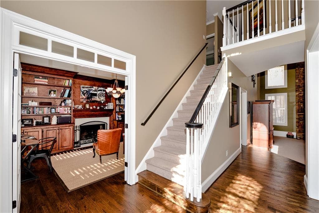 5 bedroom, 4 bathroom, 3,346 sq ft single family residence for rent at 265 Windsor Gate Cove, Atlanta, GA 30342 for $5,500 a month — photo 5