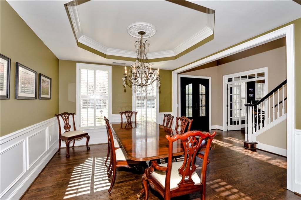5 bedroom, 4 bathroom, 3,346 sq ft single family residence for rent at 265 Windsor Gate Cove, Atlanta, GA 30342 for $5,500 a month — photo 7