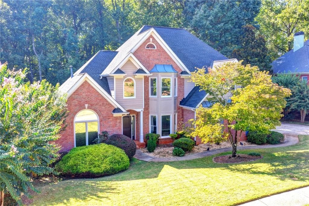 5 bedroom, 6 bathroom, 4,614 sq ft single family residence for sale at 740 Bentgrass Court, Dacula, GA 30019 — photo 3