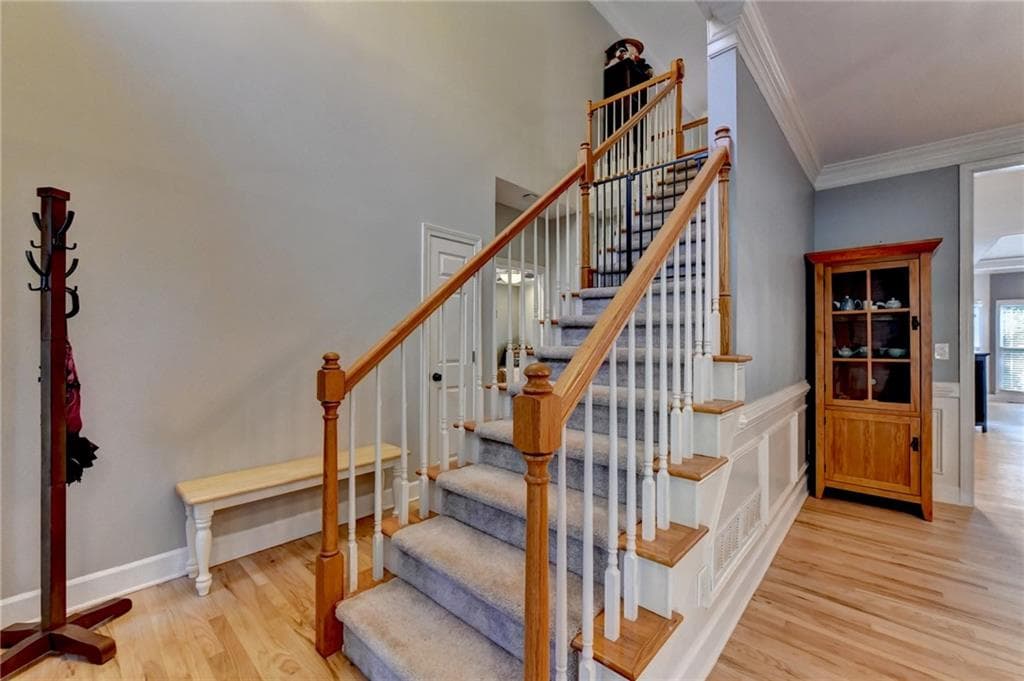 5 bedroom, 6 bathroom, 4,614 sq ft single family residence for sale at 740 Bentgrass Court, Dacula, GA 30019 — photo 5