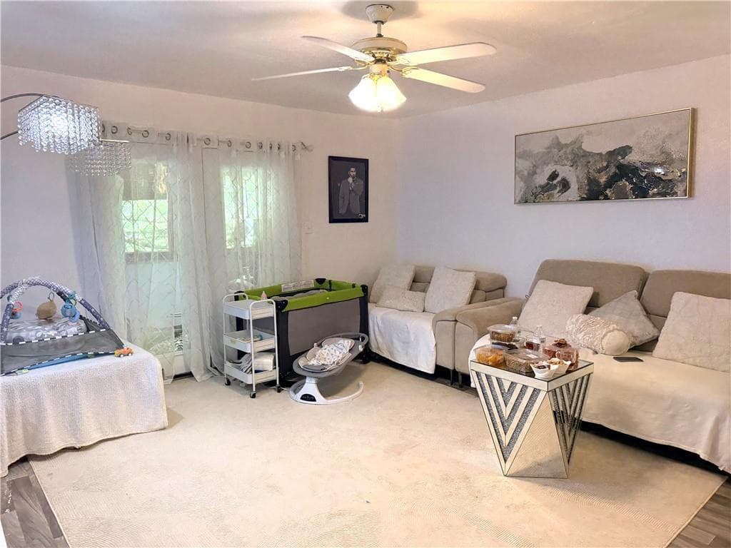 2 bedroom, 2 bathroom, 1,139 sq ft condominium for sale at 6579 Brannon Hill Road, Clarkston, GA 30021 — photo 2
