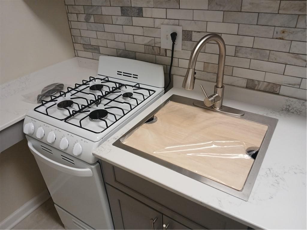 1 bedroom, 1 bathroom, 528 sq ft condominium for rent at 2805 Northeast Expressway, Atlanta, GA 30345 for $1,600 a month — photo 1 of 23