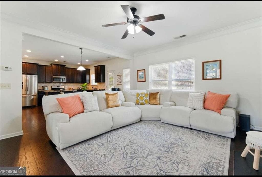 4 bedroom, 3 bathroom, 2,102 sq ft single family residence for rent at 58 Macland Mill Court, Dallas, GA 30157 for $2,500 a month — photo 3