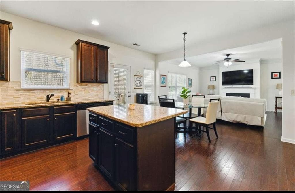 4 bedroom, 3 bathroom, 2,102 sq ft single family residence for rent at 58 Macland Mill Court, Dallas, GA 30157 for $2,500 a month — photo 6