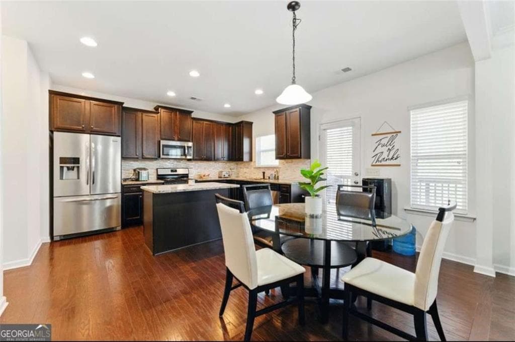 4 bedroom, 3 bathroom, 2,102 sq ft single family residence for rent at 58 Macland Mill Court, Dallas, GA 30157 for $2,500 a month — photo 8